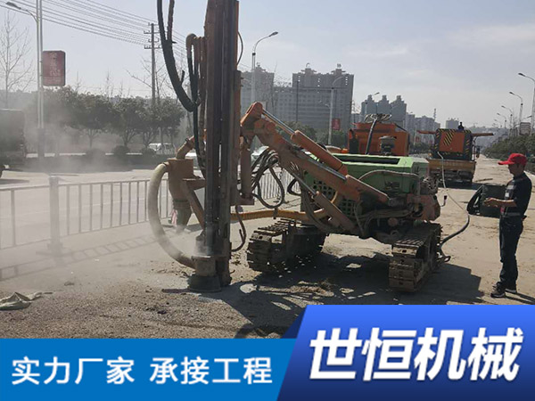 江苏国道压浆施工